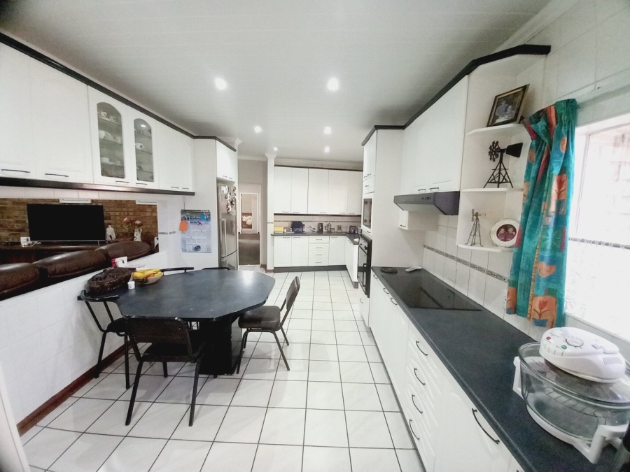 4 Bedroom Property for Sale in Sasolburg Ext 11 Free State